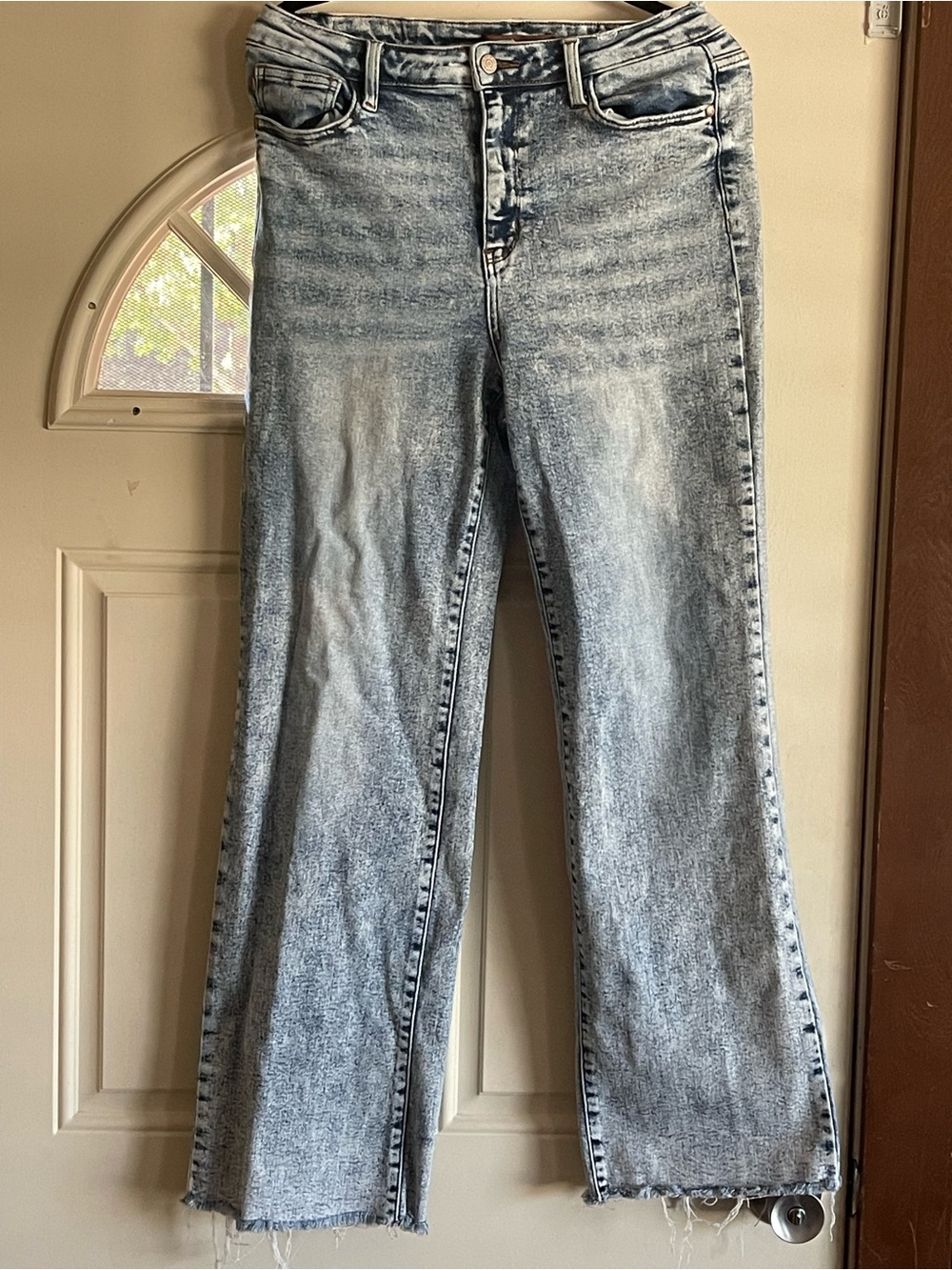 Judy Blue Light Acid Wash Wide-Leg Jeans